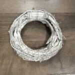 Бял венец за декориране - Image 2